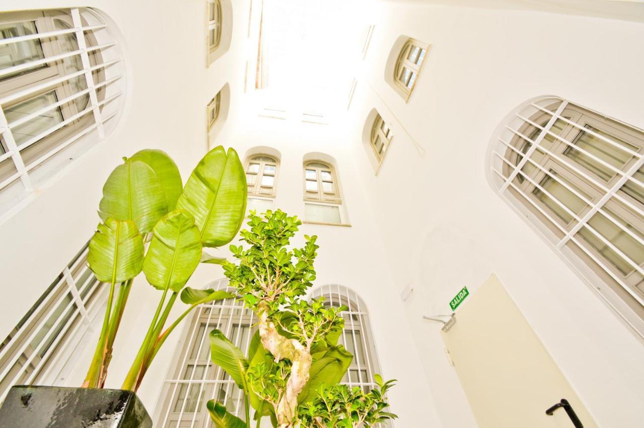 Ninesuites Sevilla Exteriör bild